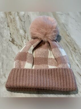 Women’s OSFM Dusty Rose Check Removable Pom Beanie Hat